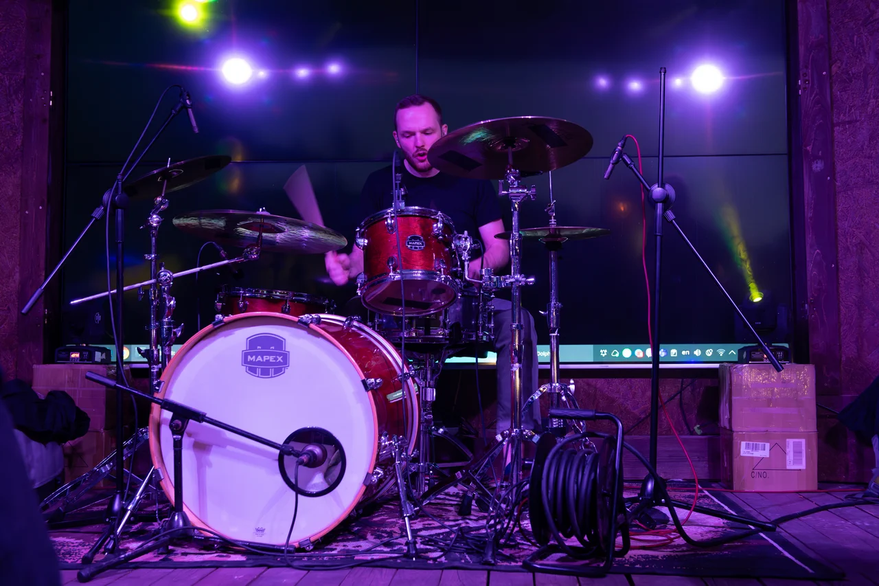 Skupina Rónin - bubeník Ondřej Plecháč.